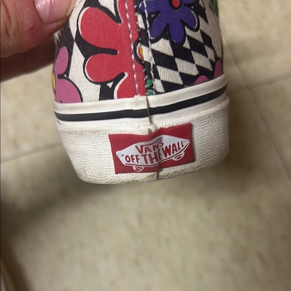 Vans size 8 Women's Floral Canvas Sneakers Multicolor LIKE NEW AMAZING CONDITION - Picture 9 of 13